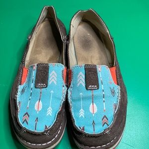 Arita size 7 Loafers.